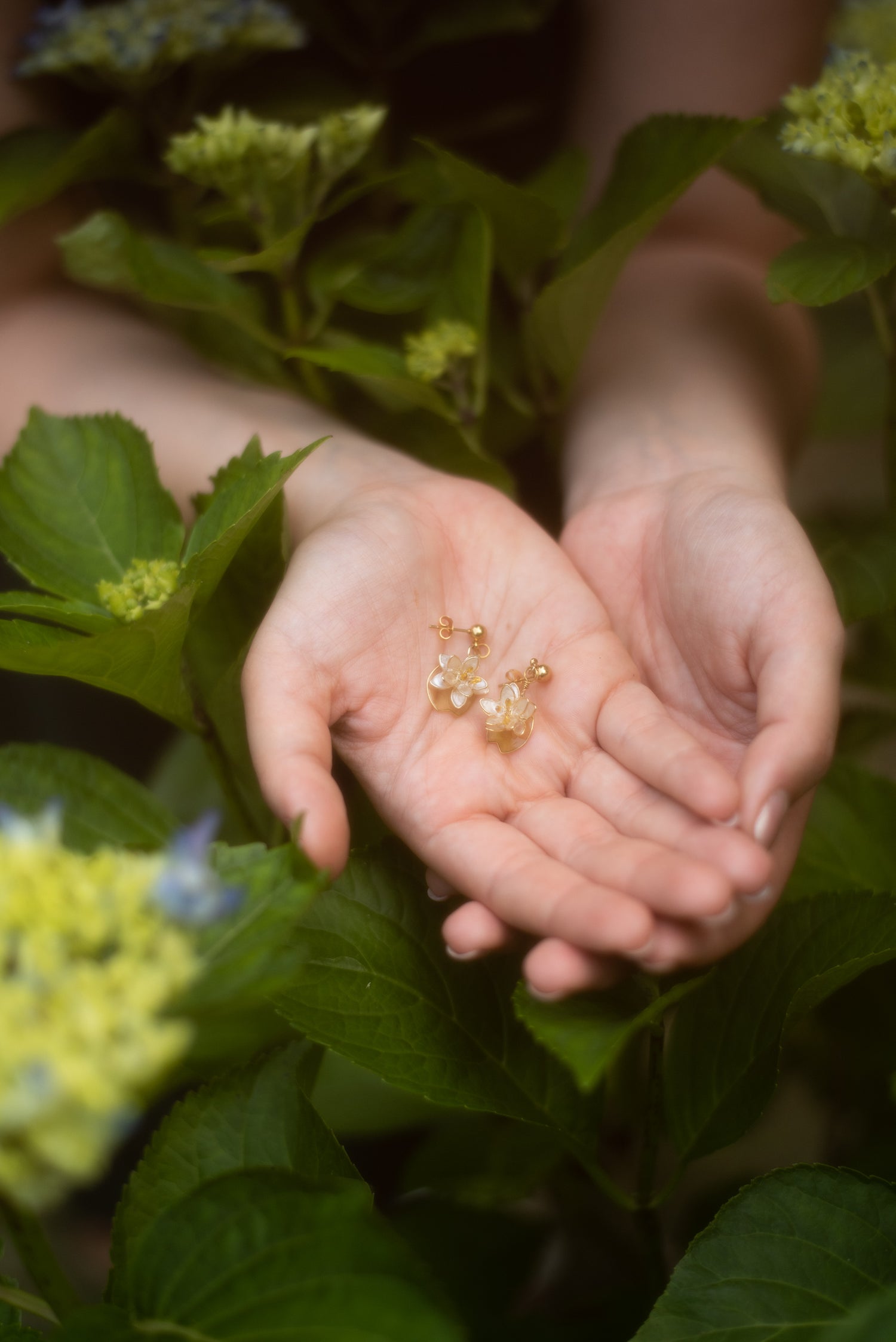 Orecchini Fiori di Loto bianchi