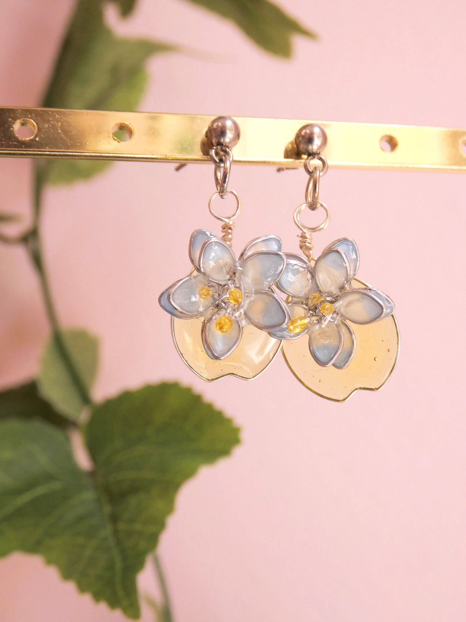 Orecchini Fiori di Loto azzurri argento