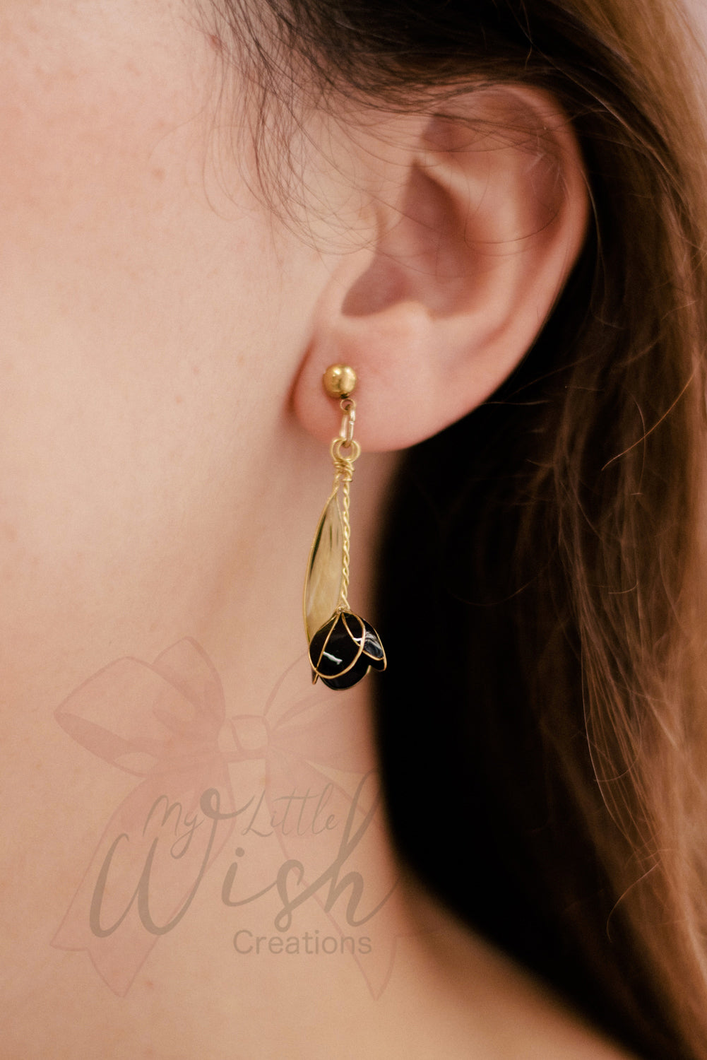 Orecchini Tulipani neri in oro