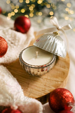 Candela Pallina di Natale alla Cannella Cremosa