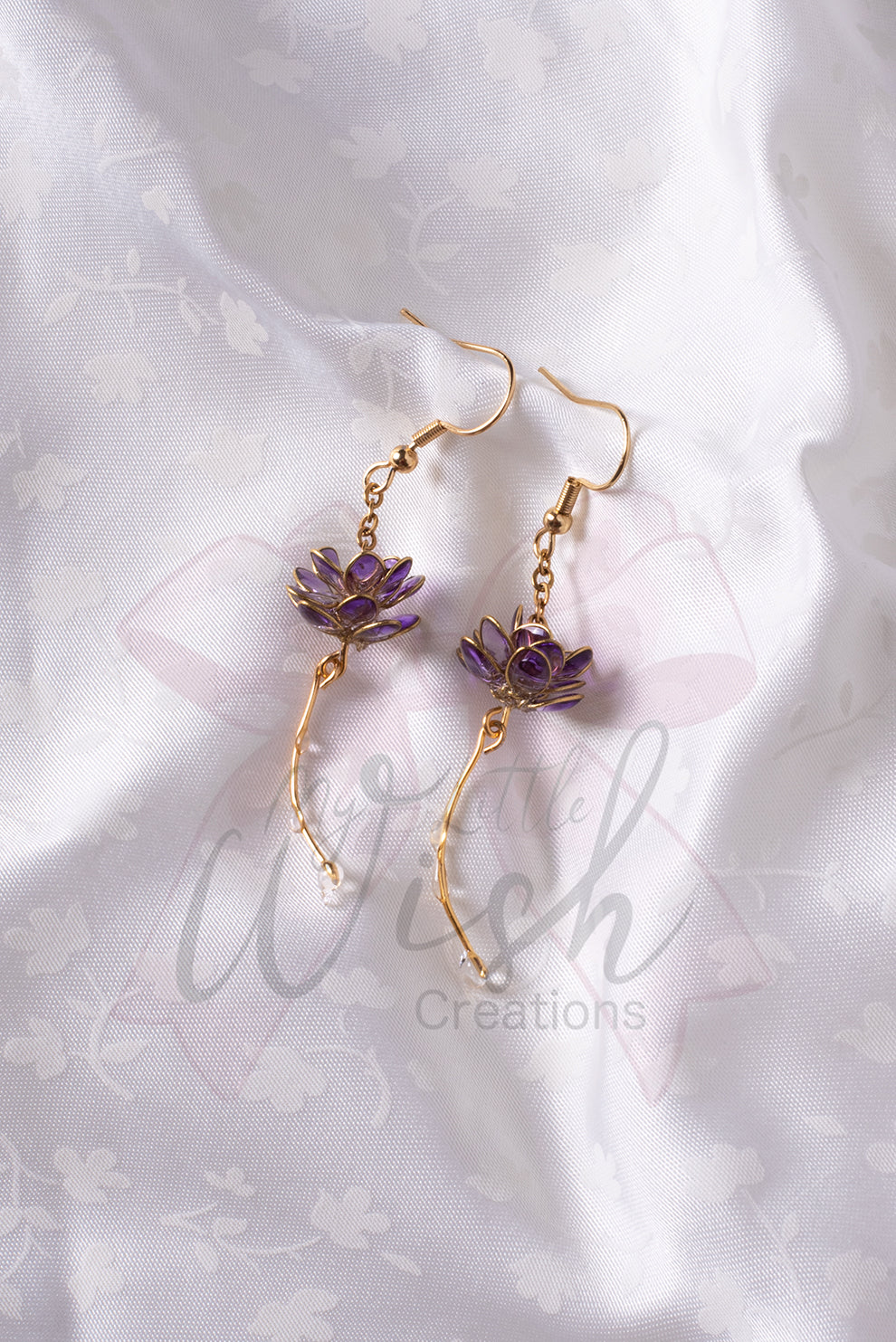 Orecchini Fiori di Loto viola con rugiada