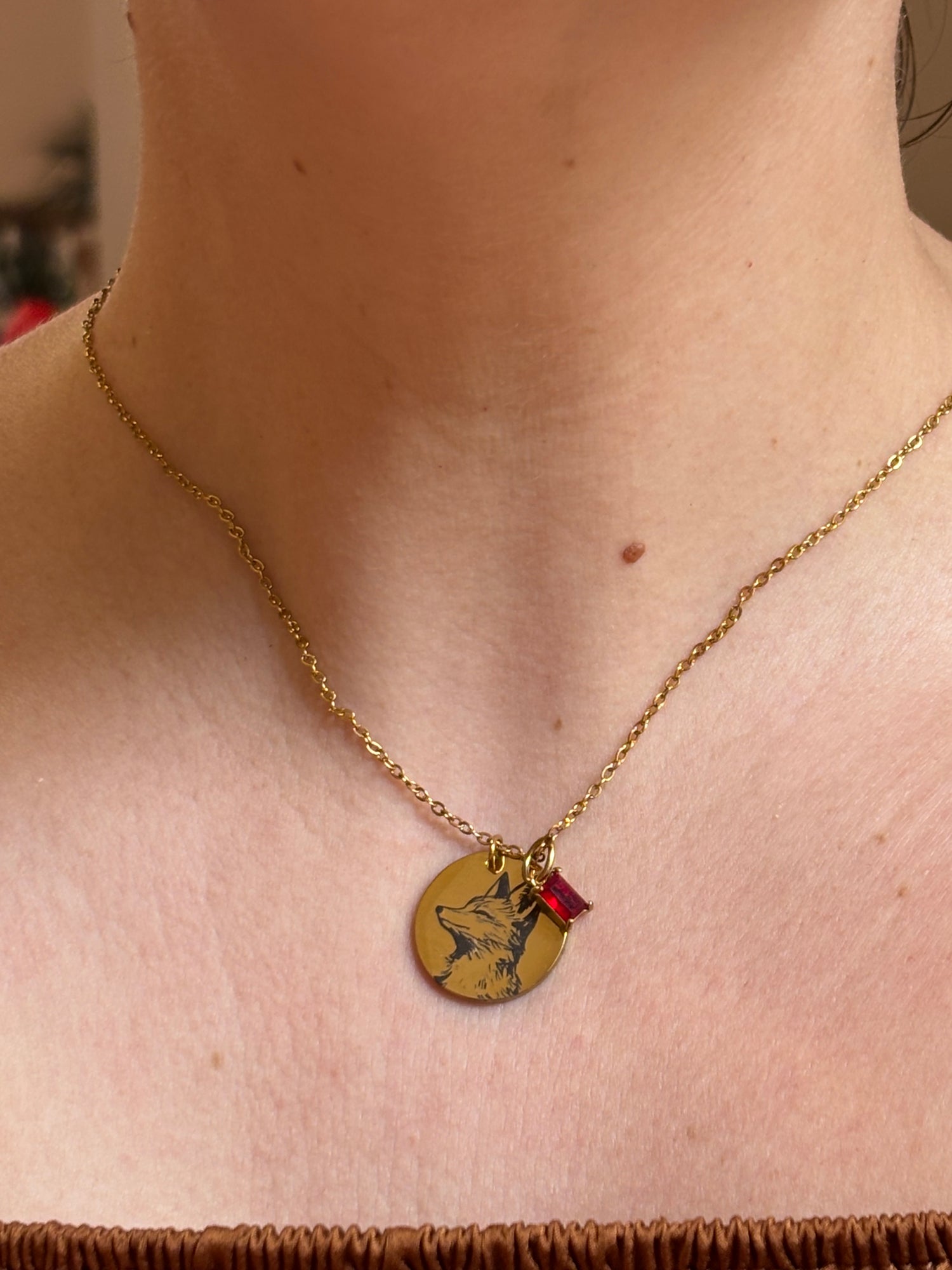 Collana Volpe con Incisione Personalizzata e Pietra del Mese