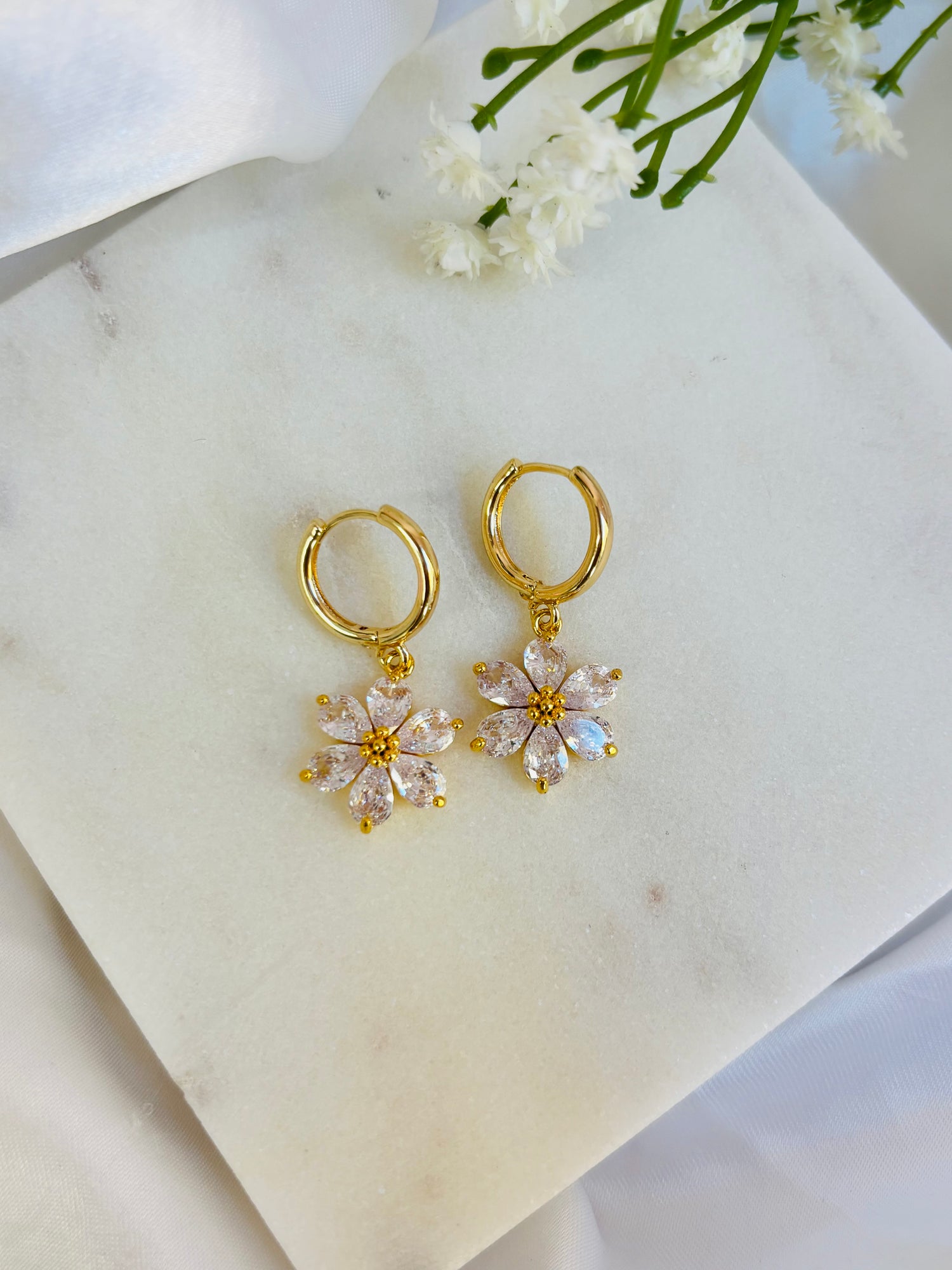 Sophia gold earrings