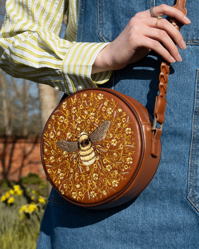 Borsa Tracolla Bombo – Fable England