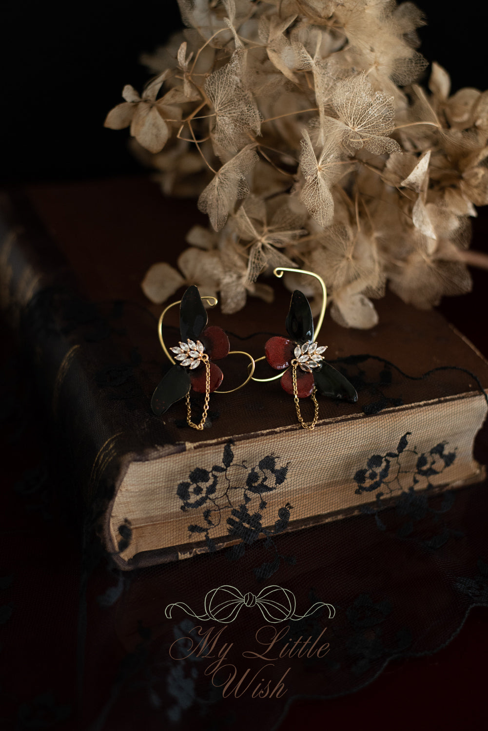 Ear Cuff Psiche n°3 - Farfalle nere e rosse