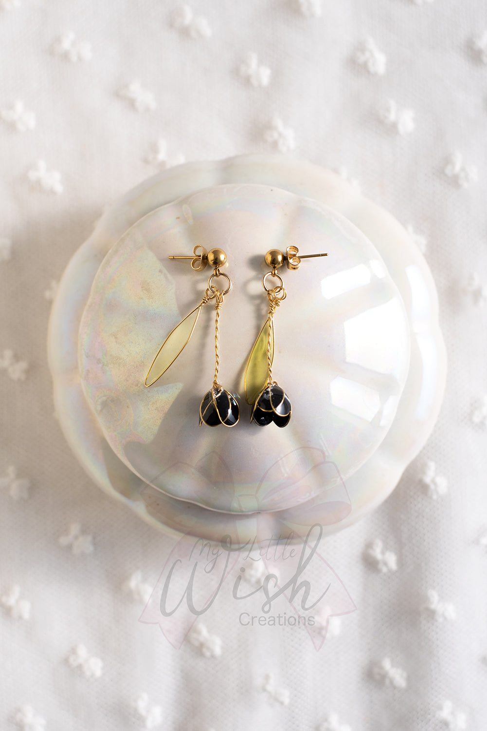 Orecchini Tulipani neri in oro