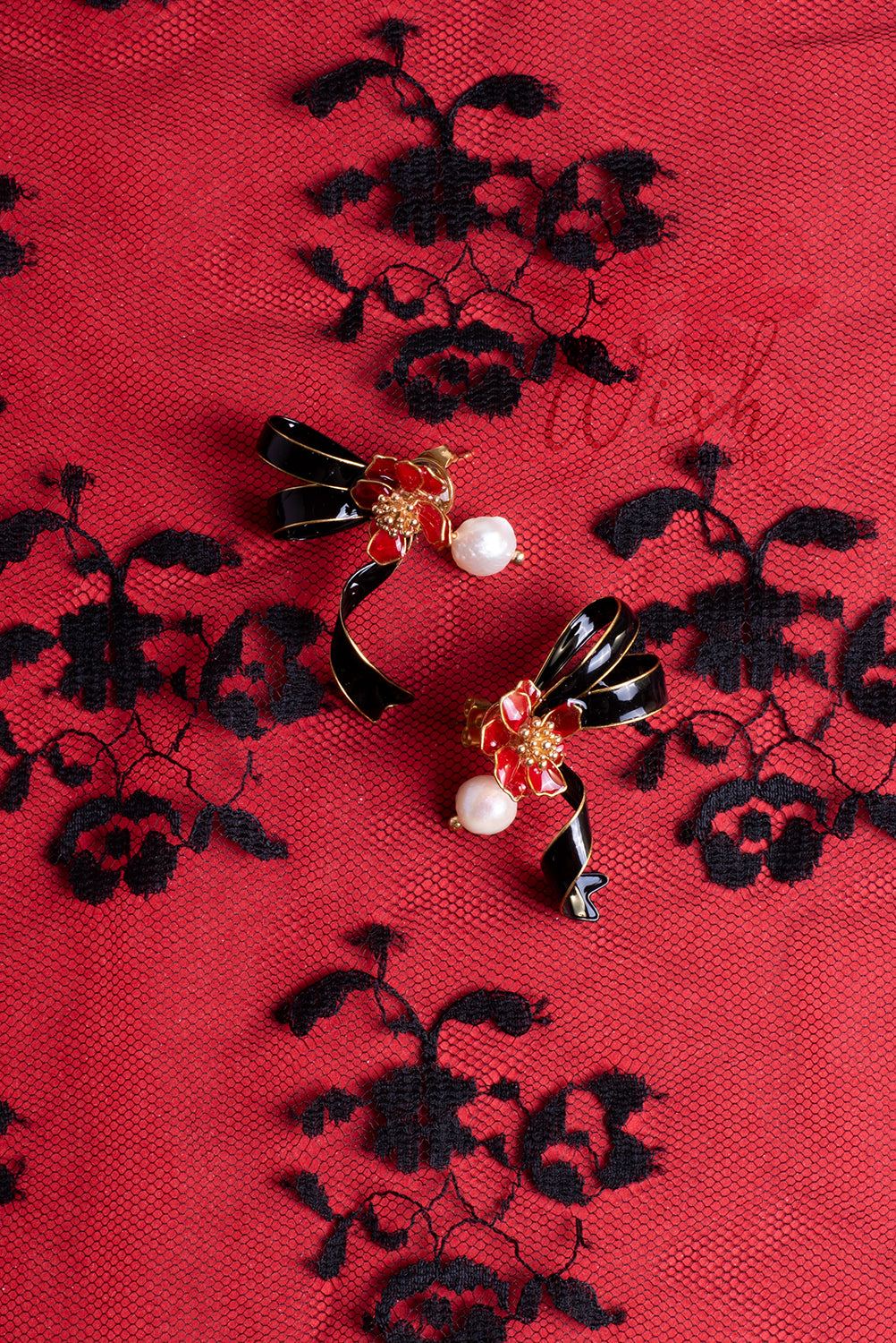 Orecchini Black Ribbon Bloom